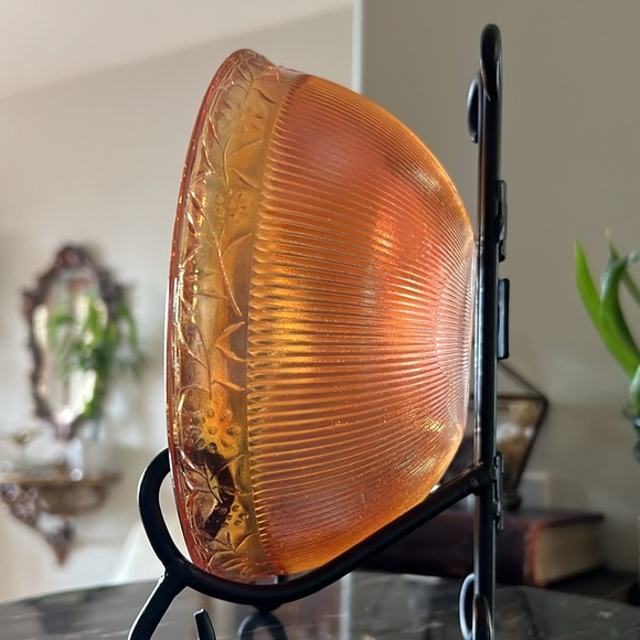 Antique 1928 Jeannette Glass Marigold Floral + Ribbed Carnival Glass Bowl - Picture 5 of 10